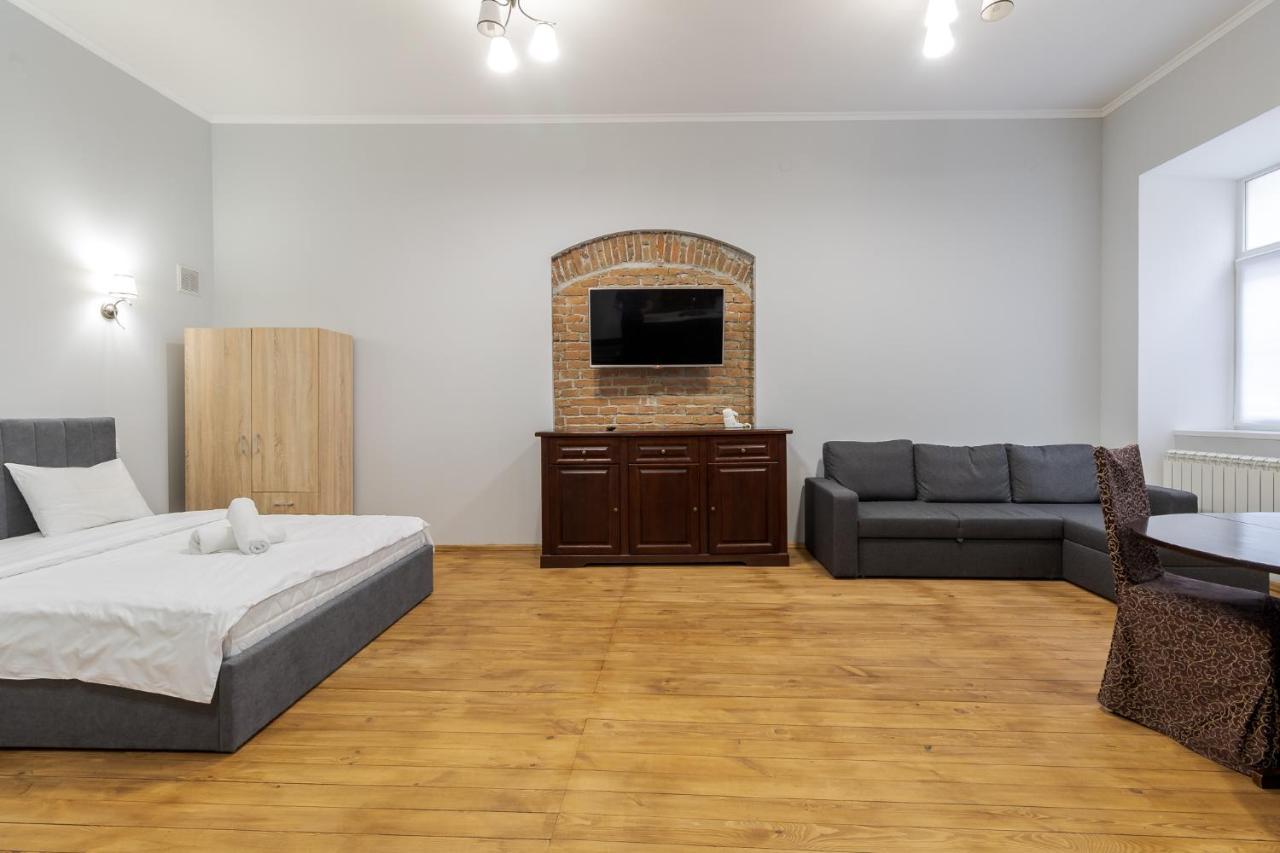 Apartment On Stavropihiiska Street 3 Lviv Kültér fotó