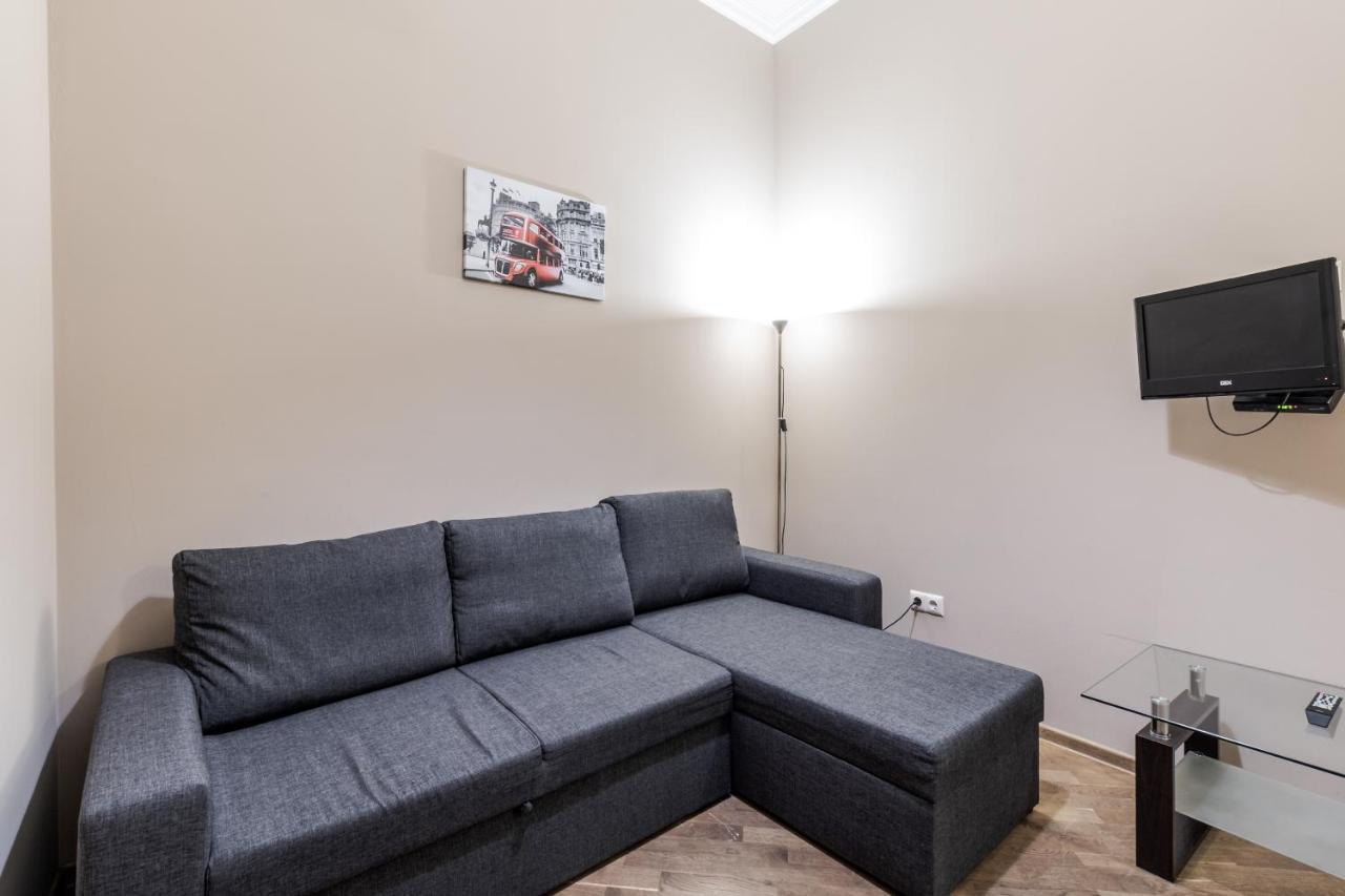 Apartment On Stavropihiiska Street 3 Lviv Kültér fotó