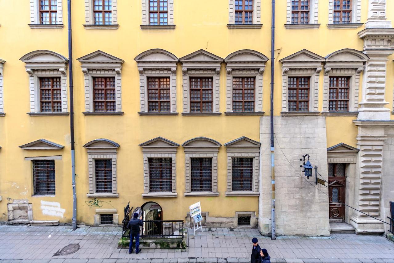 Apartment On Stavropihiiska Street 3 Lviv Kültér fotó